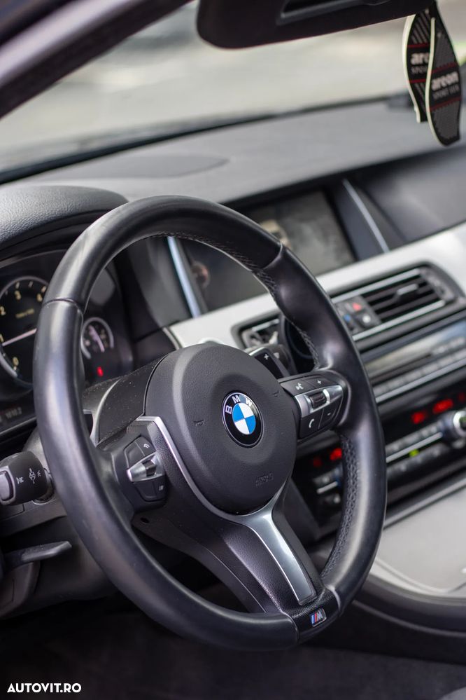 BMW Seria 5 520d xDrive Aut. M Sport Edition - 2