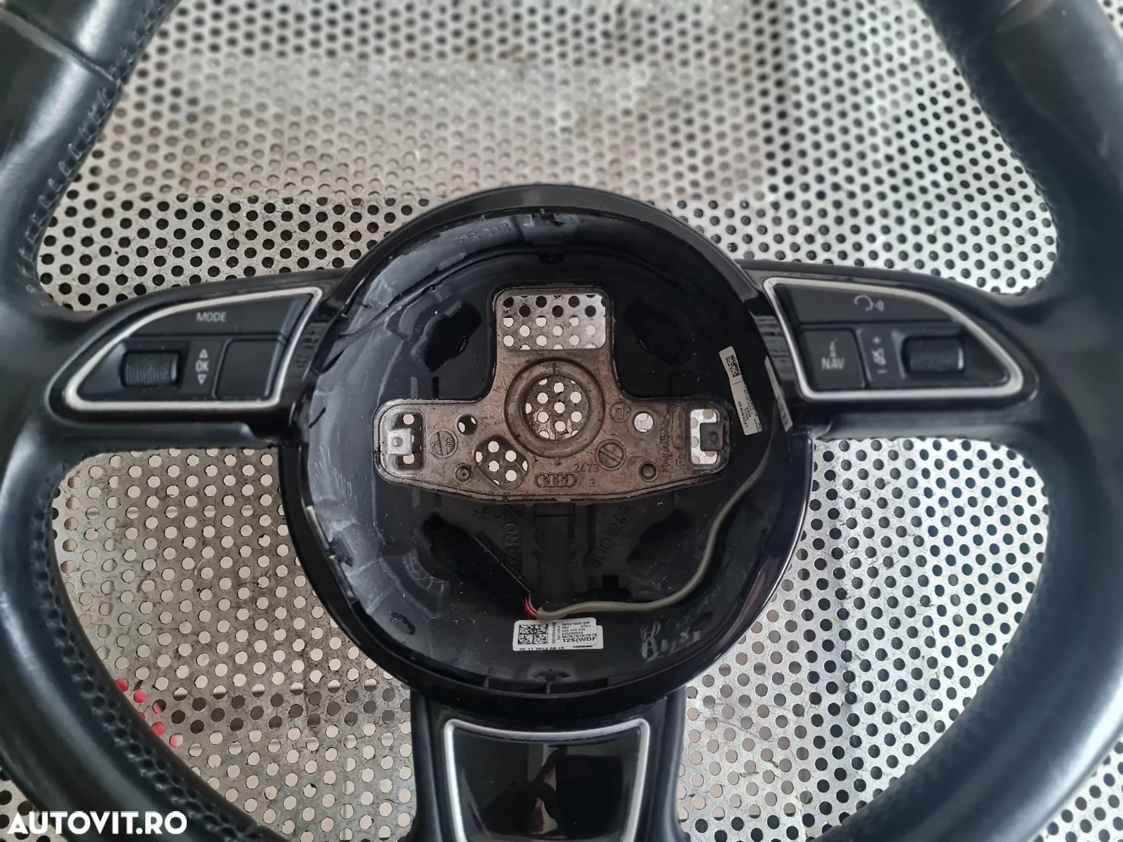 Volan Din Piele Cu Comenzi Airbag Rotund Audi A4 B8 Q3 Q5 A5 2.0 Tdi Euro 5 Cod Motor CJC Cutie Aut - 8