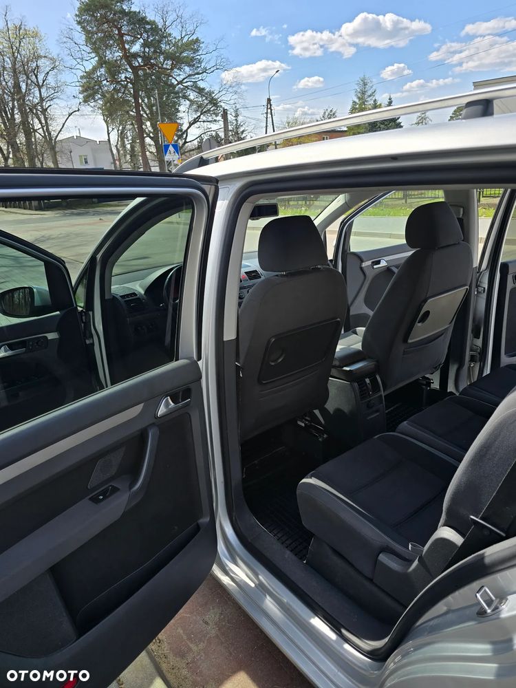 Volkswagen Touran 1.9 TDI Highline - 20