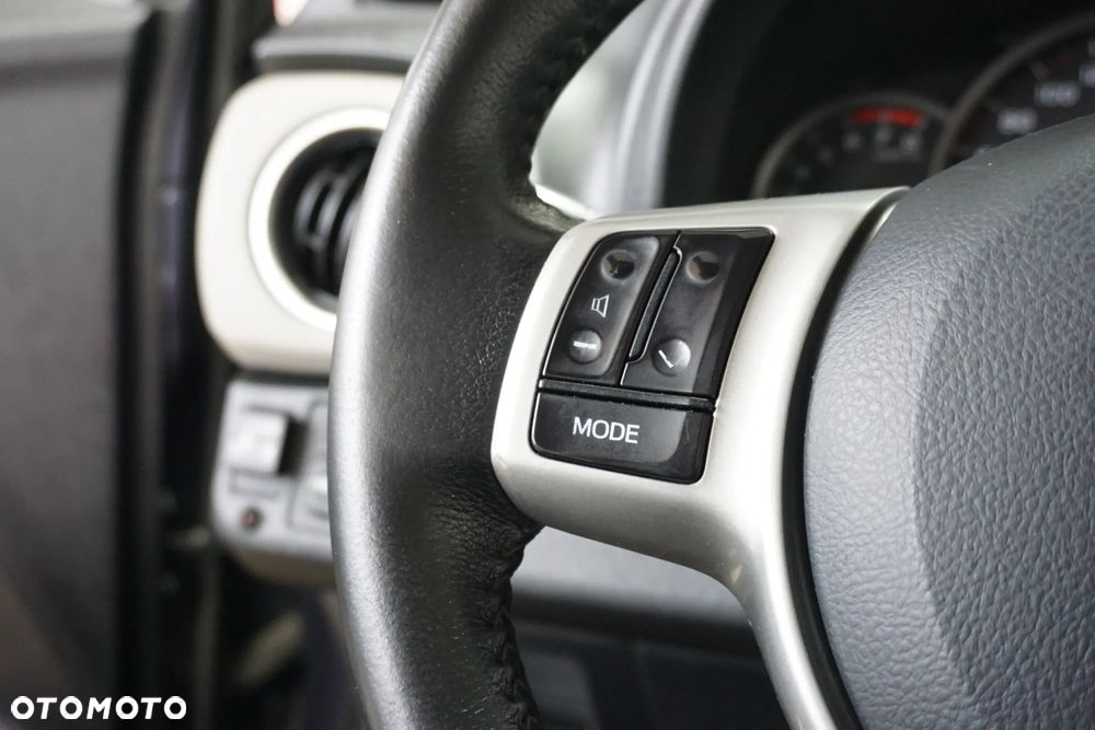 Toyota Yaris 1.0 VVT-i Life - 22