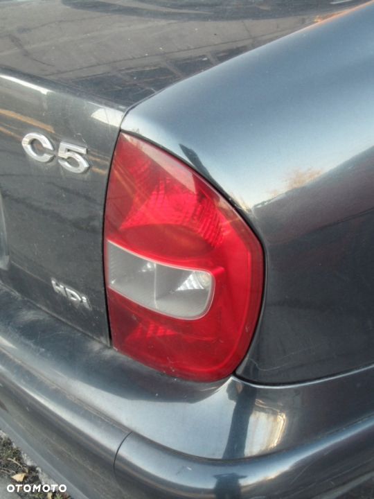 LAMPA PRAWY TYL CITROEN C5