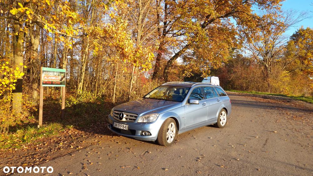 Mercedes-Benz Klasa C 250 CDI BlueEff Avantgarde - 33
