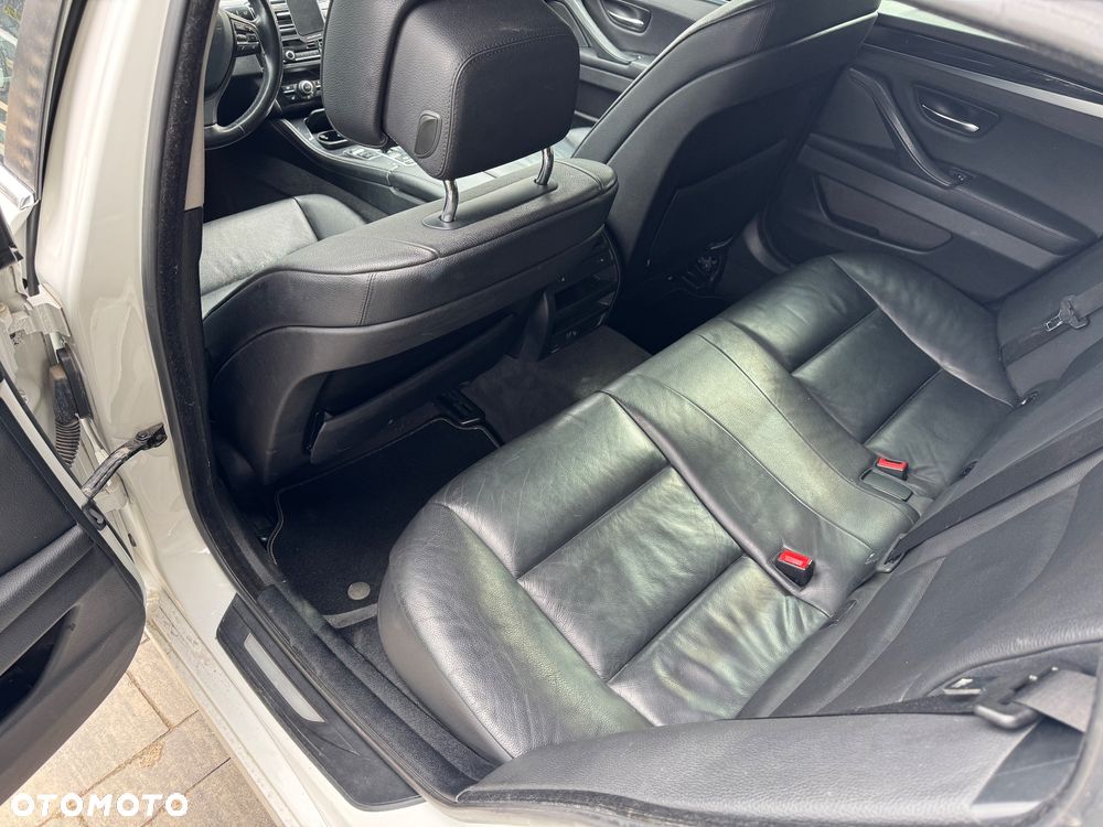 BMW Seria 5 520d BluePerformance - 15