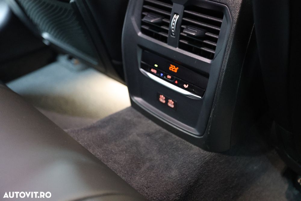 BMW Seria 3 320d xDrive Aut. M Sport - 16