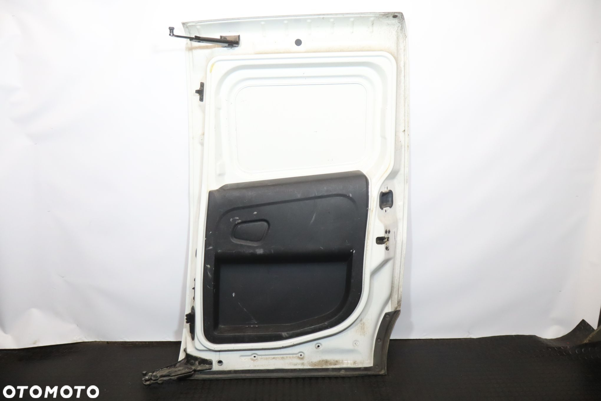 DRZWI PRZESUWNE PRAWE FIAT DOBLO II LIFT 249 - 2