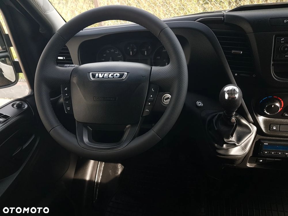 Iveco DAILY 70C18 WYWROTKA 3 STRONNA KIPER 3,77x2,20 BLIŹNIAKI 7 TON KLIMA HAK MANUAL 6-BIEGÓW - 21