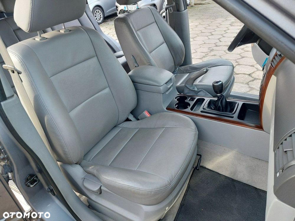 Kia Sorento 2.5 CRDi Expedition - 17