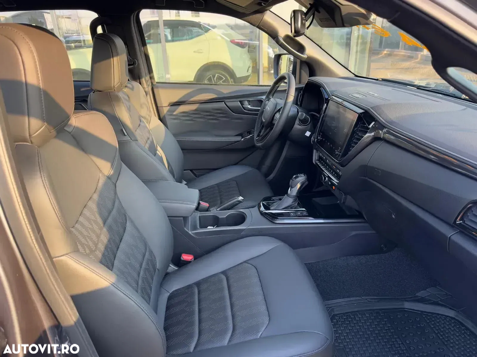 Isuzu D-Max 1.9 DSL 4x4 Double Cab 6AT Executive - 11