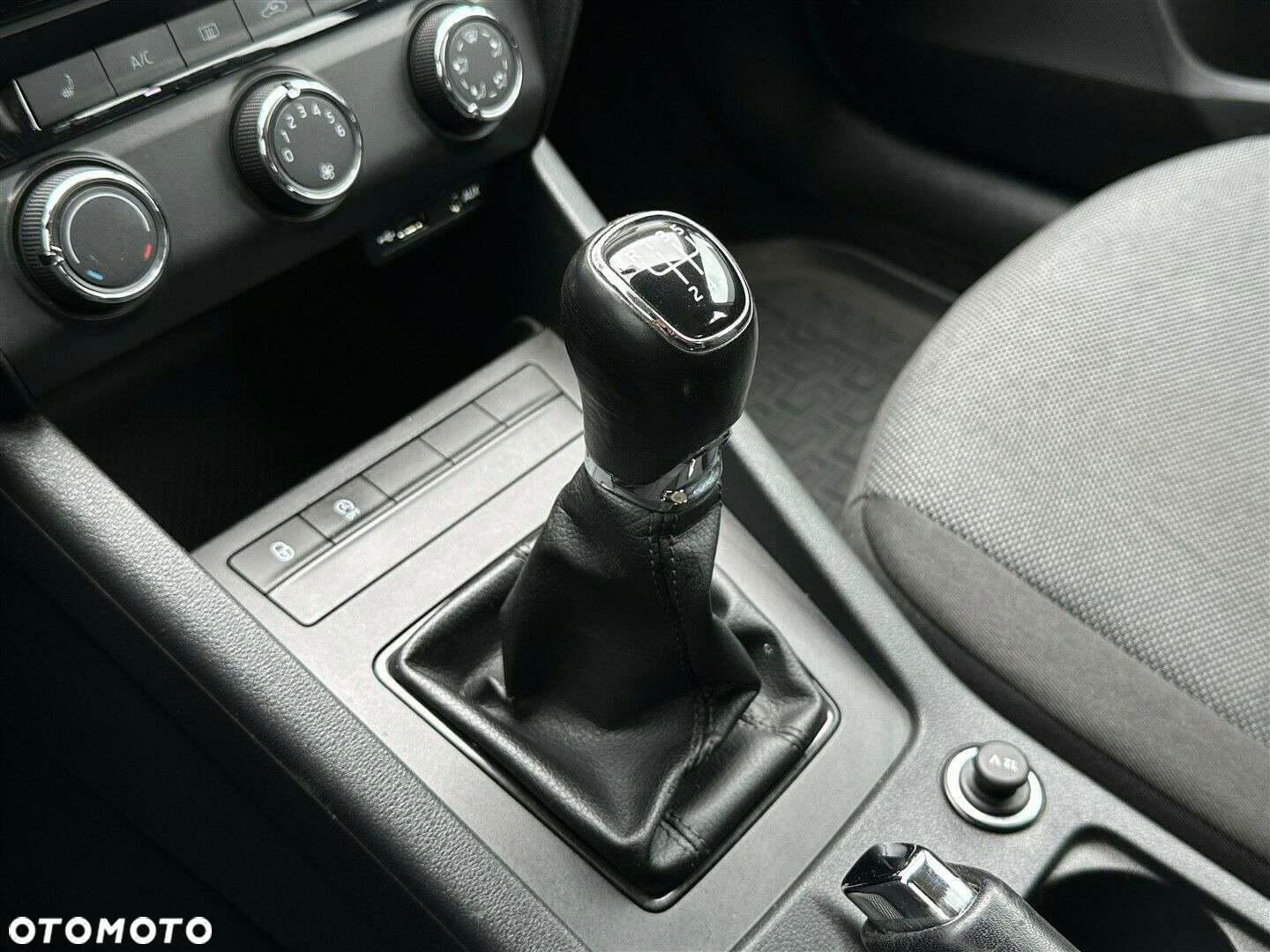 Skoda Octavia 1.6 TDI Active - 17