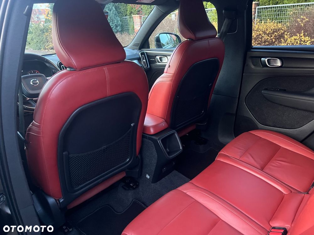 Volvo XC 40 D3 Momentum Pro - 24