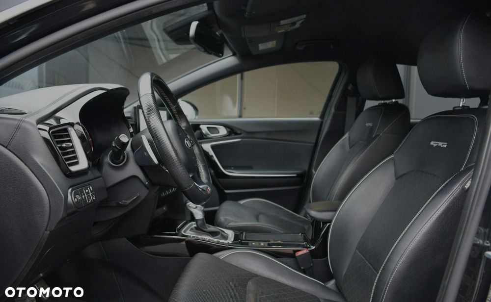 Kia ProCeed 1.6 CRDi GT Line DCT - 14