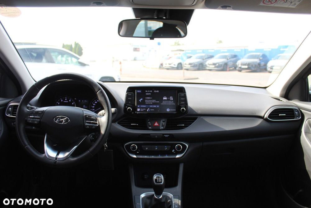 Hyundai i30 1.5 T-GDI 48V Modern - 19