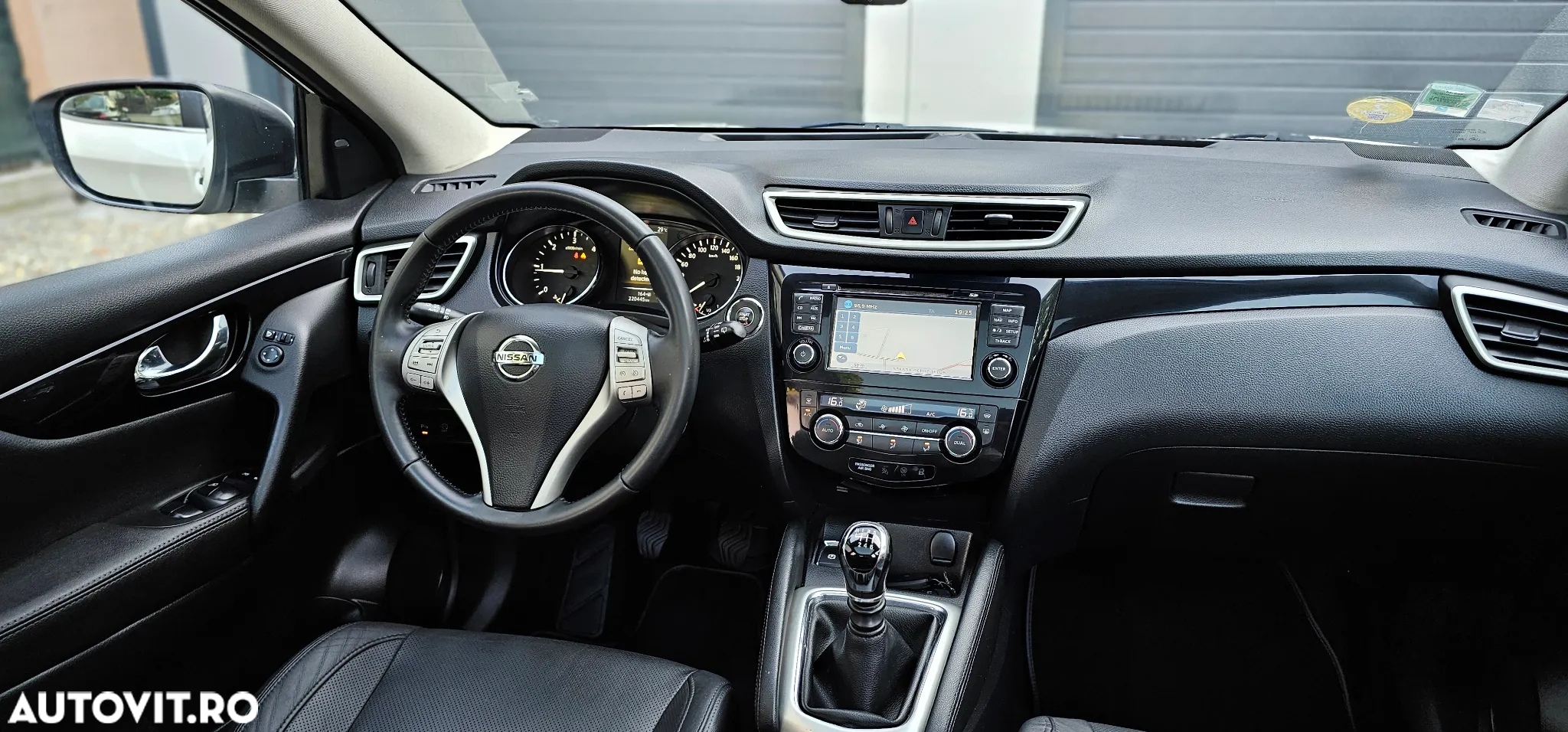 Nissan Qashqai 1.5 DCI Start/Stop Tekna - 16