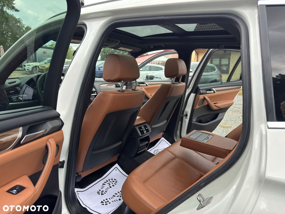 BMW X3 xDrive28i xLine - 25