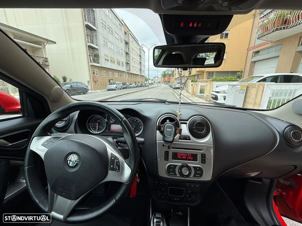 Alfa Romeo MiTo 1.4 T Distinctive - 15
