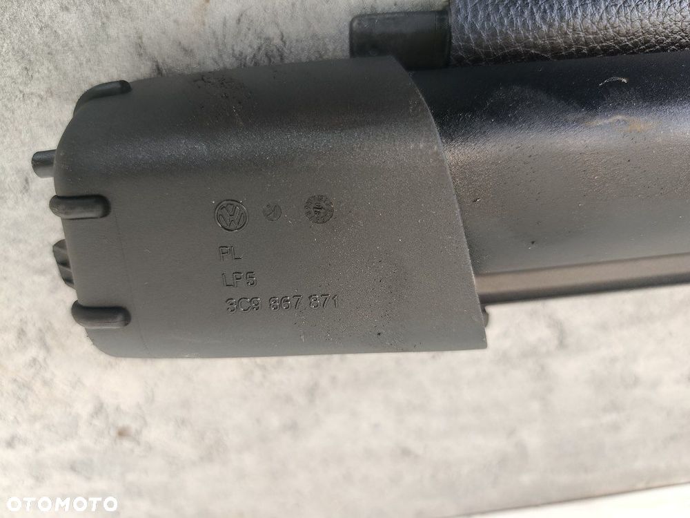 ROLETA BAGAŻNIKA  VW PASSAT B6 3C9867871 - 2