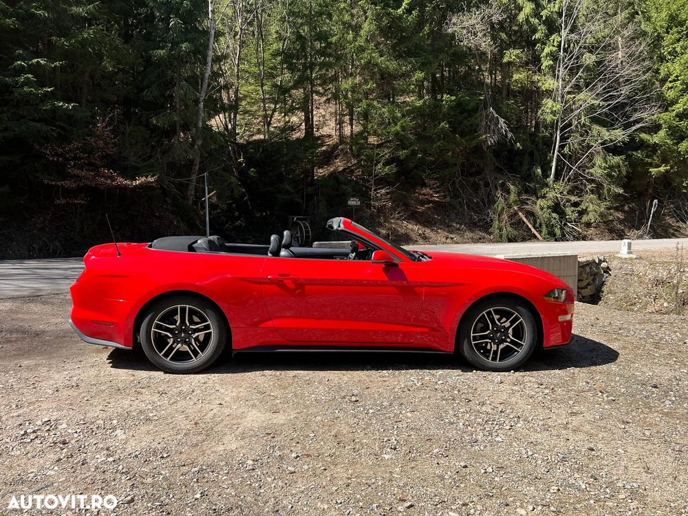 Ford Mustang 2.3 Eco Boost Aut. - 3