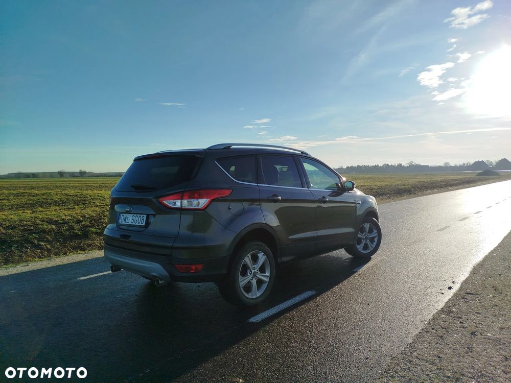 Ford Kuga - 5