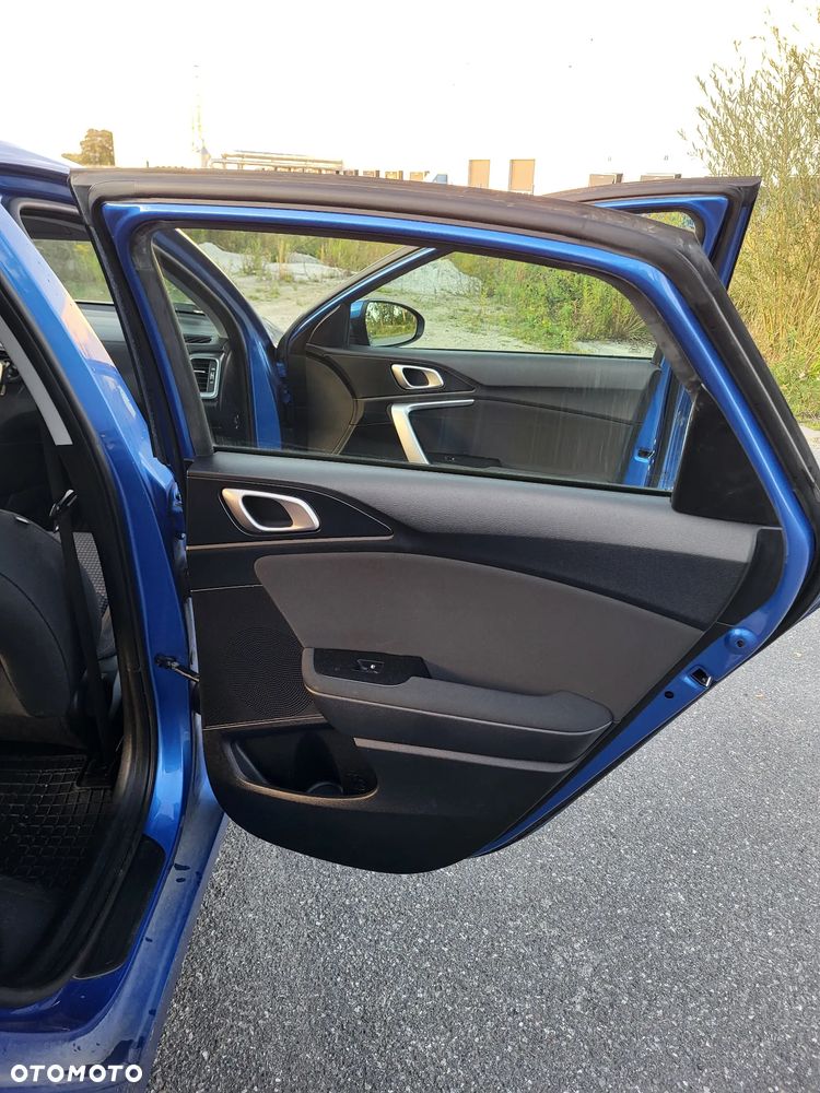 Kia Ceed - 22
