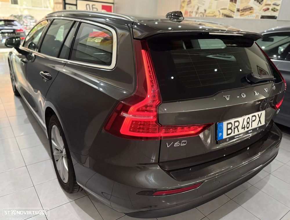 Volvo V60 D3 Momentum Pro - 11