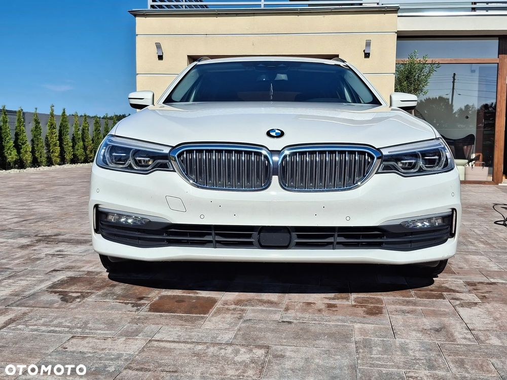 BMW Seria 5 520d Luxury Line - 4