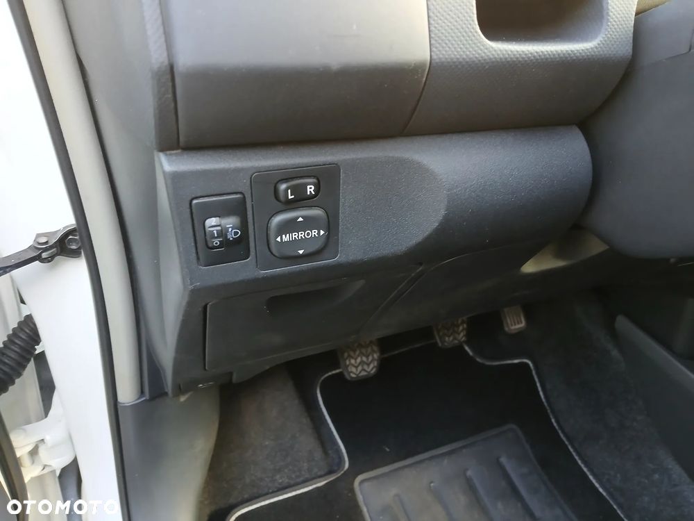 Toyota Yaris 1.33 Sol - 15