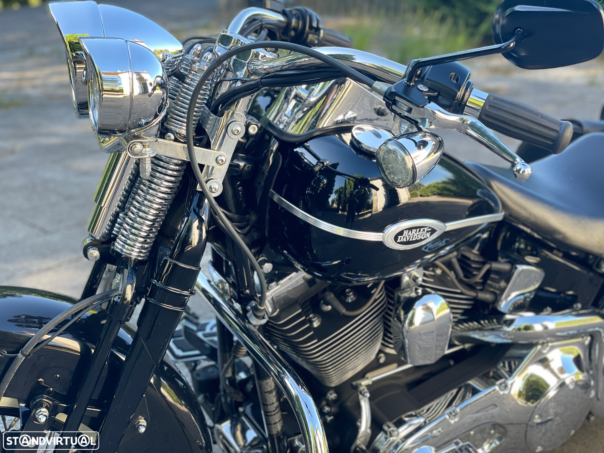Harley-Davidson FLSTS Springer - 14