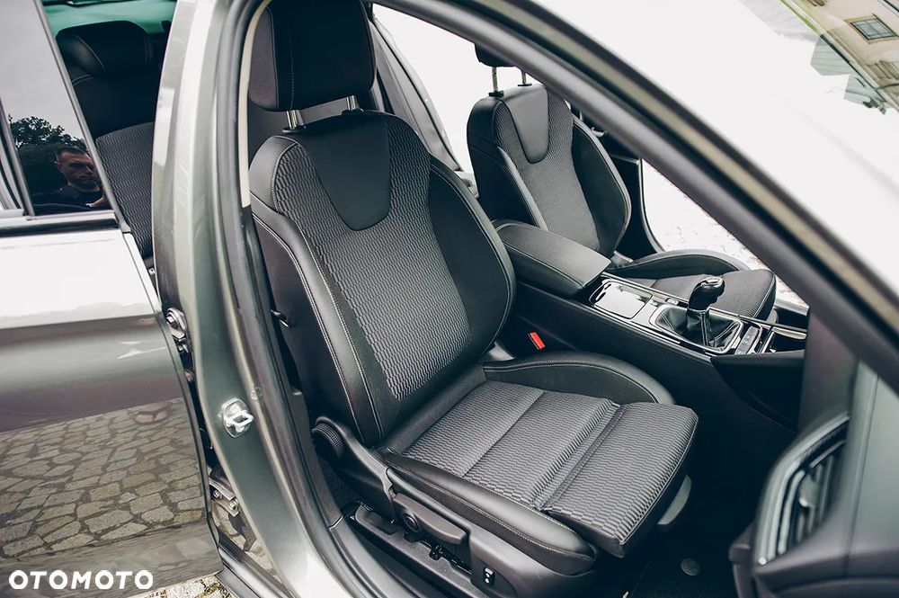 Opel Insignia 2.0 - 14