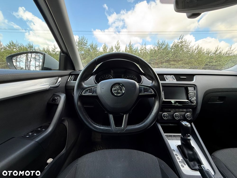 Skoda Octavia 2.0 TDI Style DSG - 20