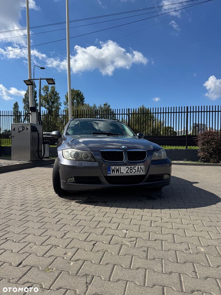 BMW Seria 3 - 1