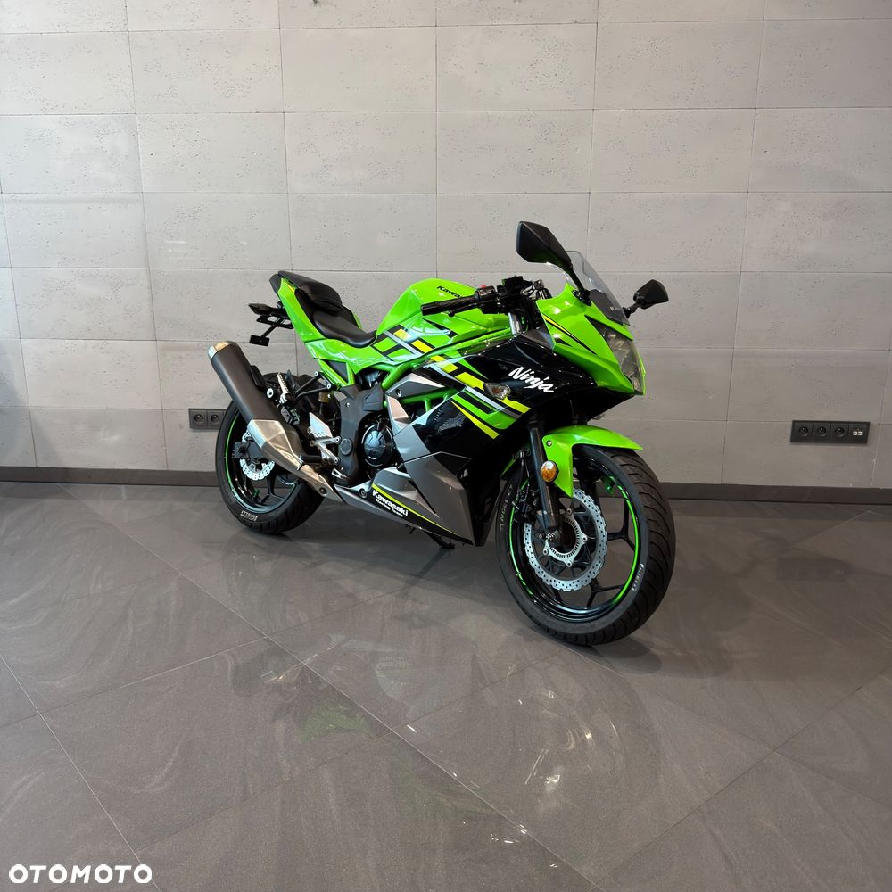 Kawasaki Ninja - 1
