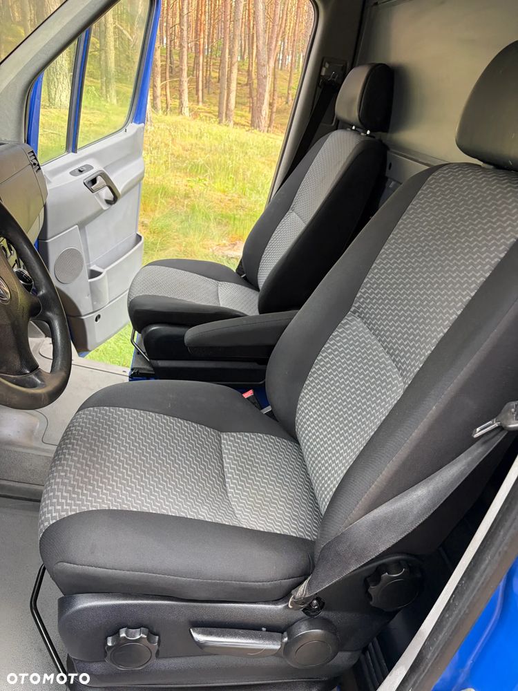 Volkswagen CRAFTER - 22