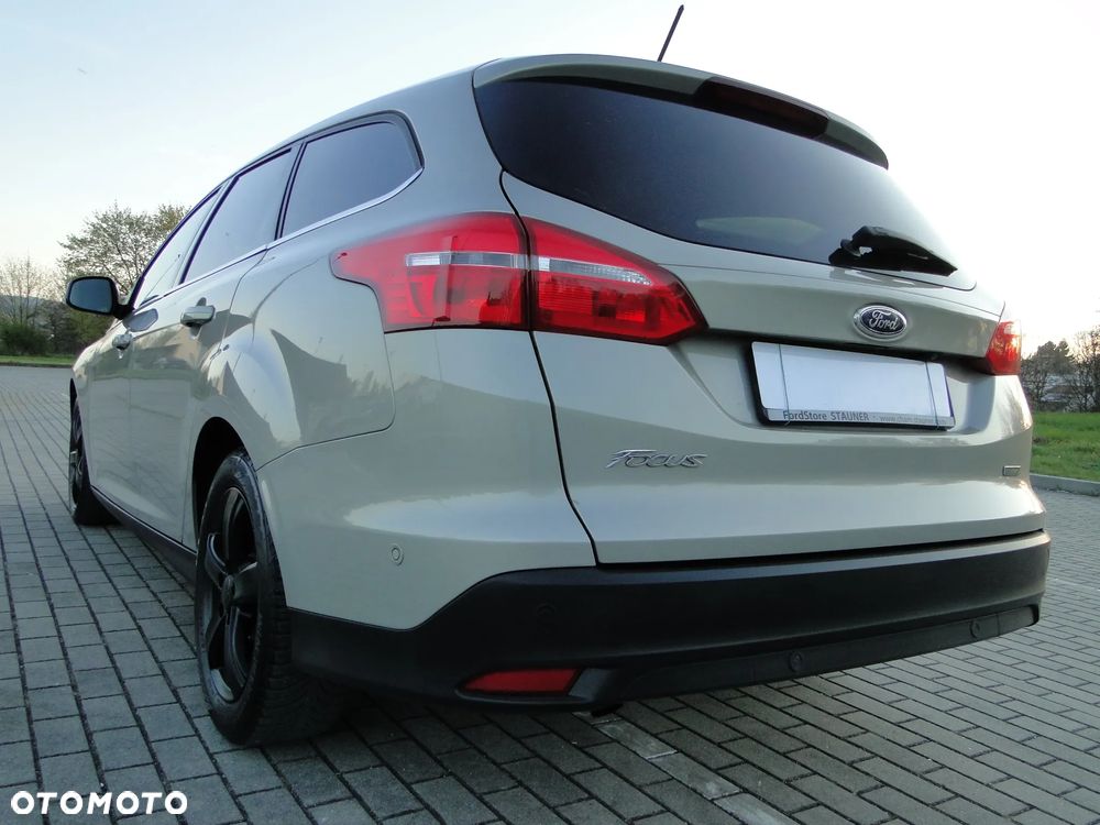 Ford Focus 1.0 EcoBoost STart-Stopp-System TITANIUM X - 33