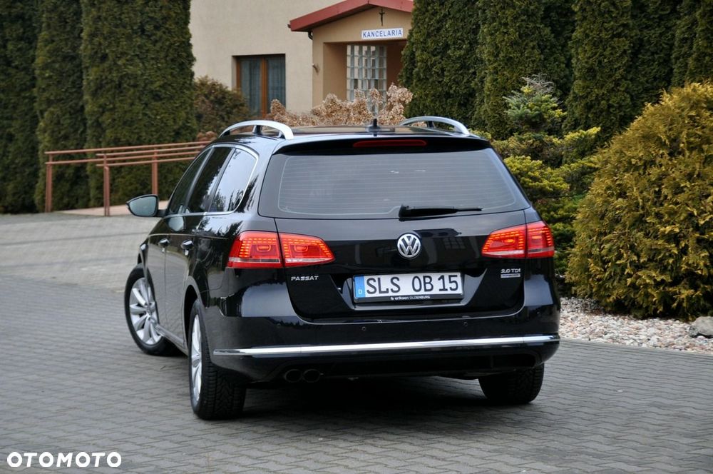 Volkswagen Passat - 15