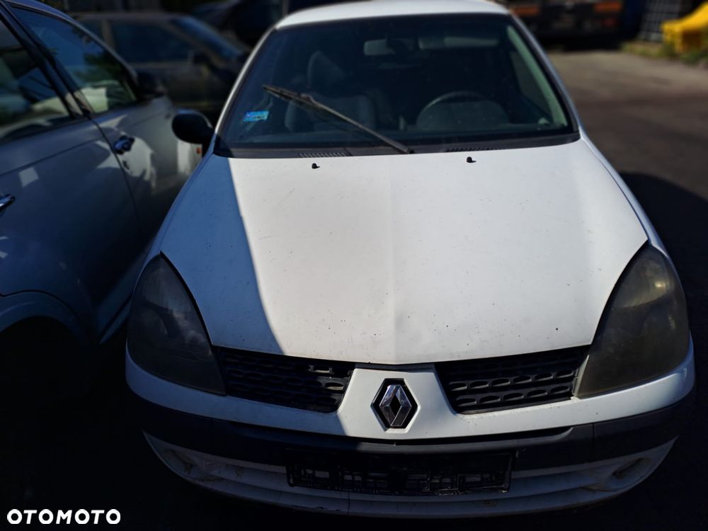 Renault Clio II FL (01-03r.) 1.2B 74KM. Silnik D4F 712 Skrzynia JB1 513 lakier OV369 – ICE WHITE BC.Cały na części.GWARANCJA !!! Przód Tył Zestaw Komplet Drzwi Klapa Zderzak Błotnik Maska Grill Atrapa Szyba Pas Lampa Lusterko Boczki Fotel Kanapa Kokpit Deska Rozdzielcza Przełącznik Włącznik Sterownik Przewody Wiązka Instalacja Moduł Komputer Czujnik Listwa Pompa Alternator Wtryski Głowica Rozrusznik Kompresor Sprzęgło Dwumas Silnik Skrzynia ABS Klimatyzacji Paliwa Wspomagania Kolektor Turbina Przepustnica Zawór Chłodnica Koło Hak Belka Sanki Zawieszenie Mcpherson Półoś Amortyzator Wydech Tłumik Zacisk Most - 2