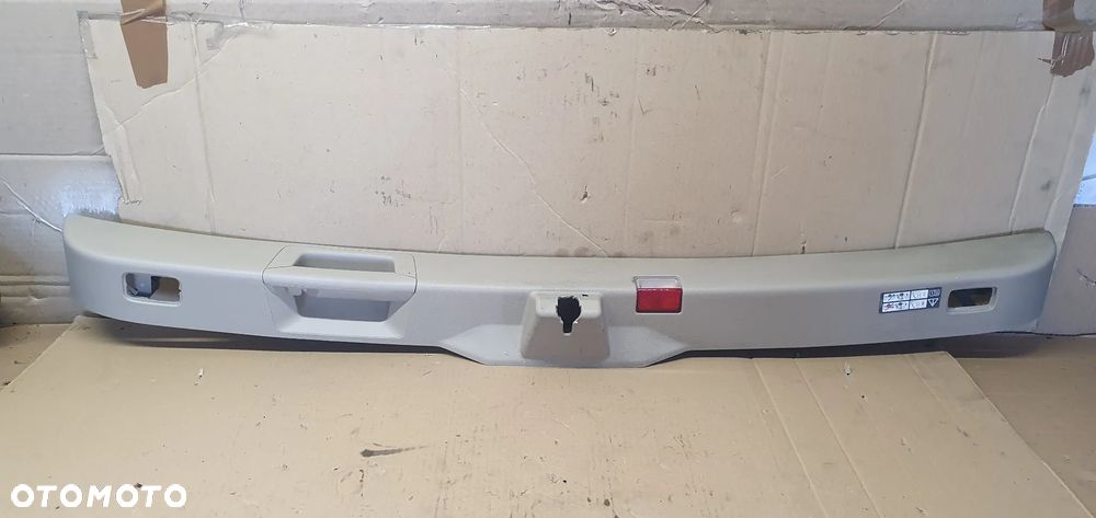 Tapicerka osłona klapy bagażnika Mercedes GL X166 W166 A1667400272 - 6