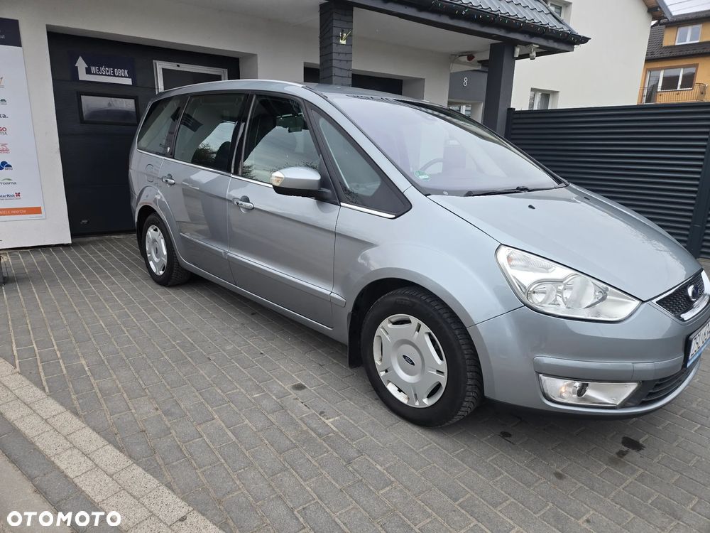 Ford Galaxy 2.0 Concept - 3