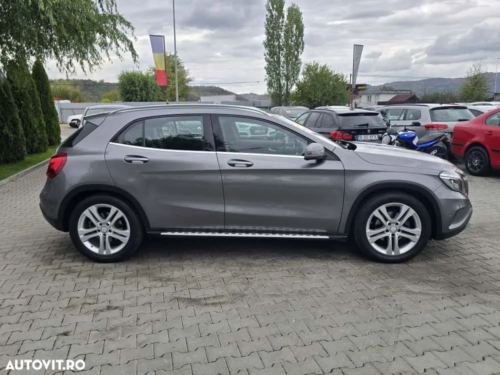Mercedes-Benz GLA 220 CDI 7G-DCT - 5
