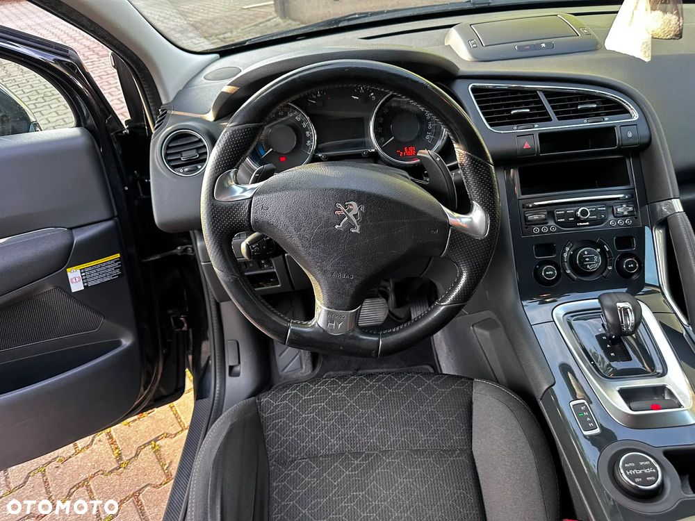 Peugeot 3008 2.0 HDi HYbrid4 - 19