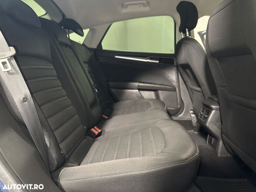 Ford Mondeo - 13
