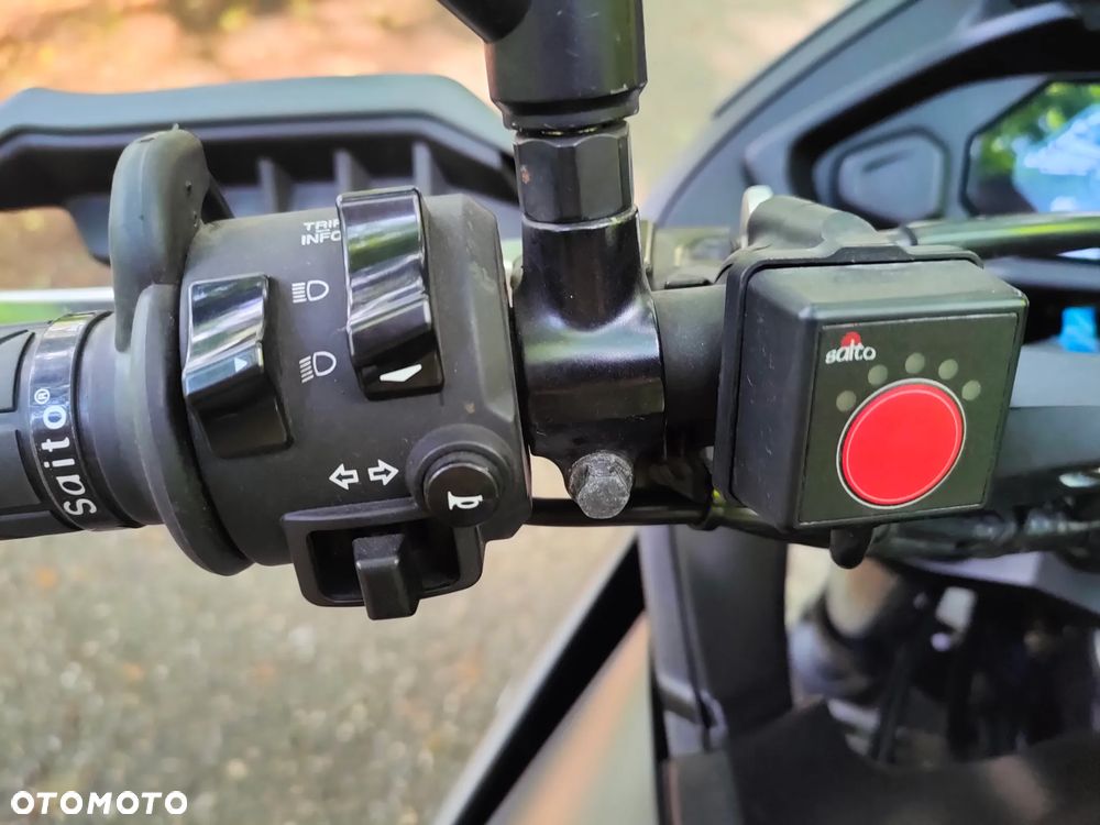 Yamaha MT - 17