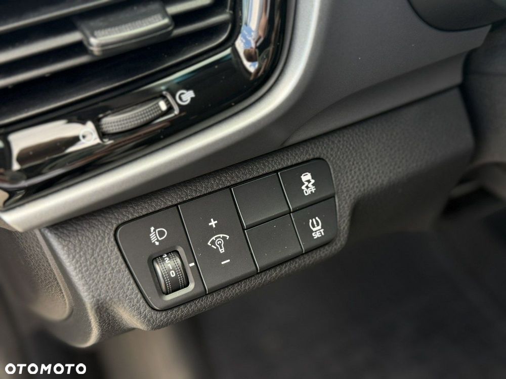Kia Stonic - 12