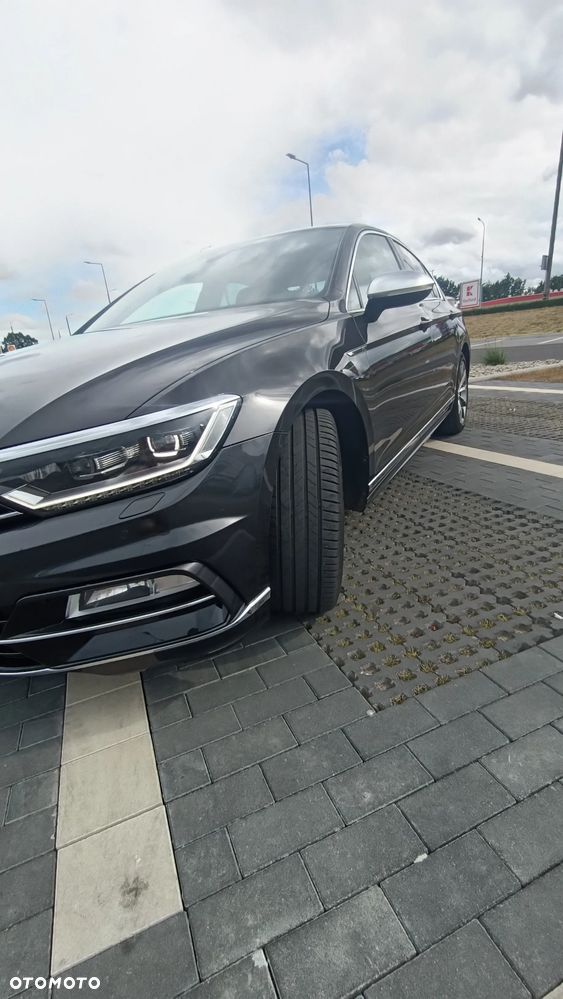 Volkswagen Passat 2.0 TDI BMT Highline - 19