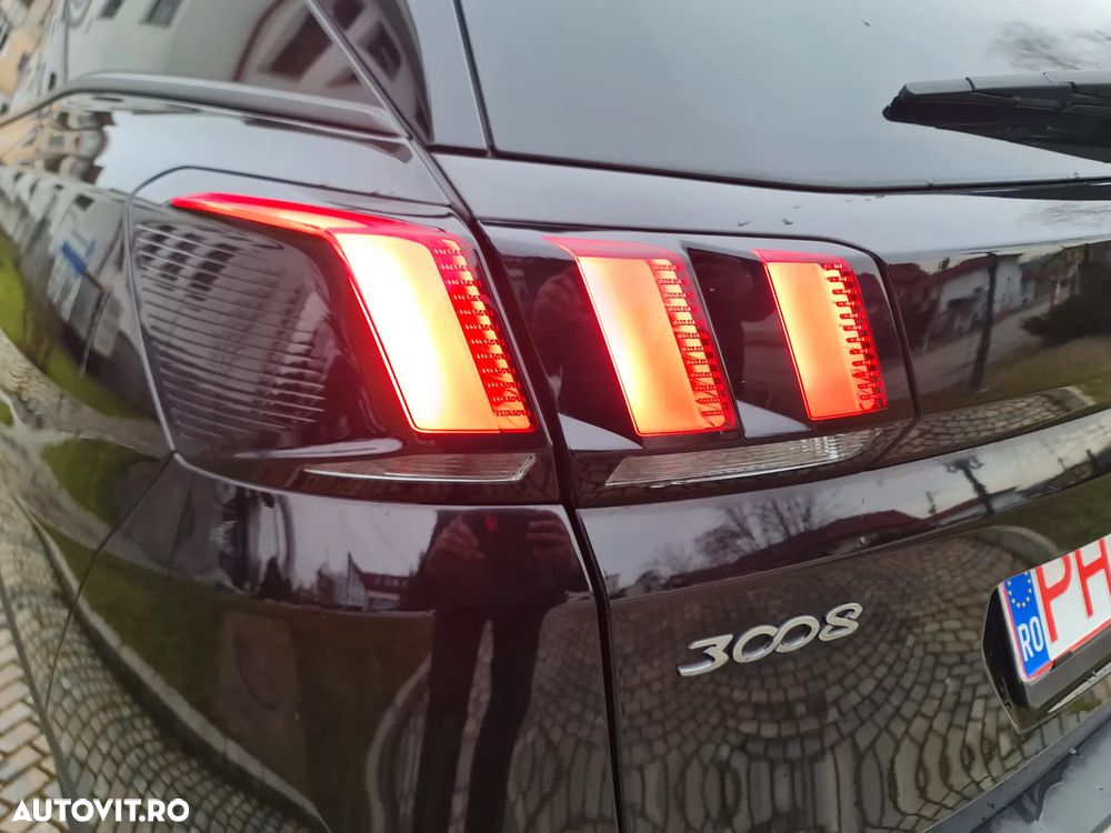 Peugeot 3008 BlueHDi 130 Stop & Start Allure Pack - 32