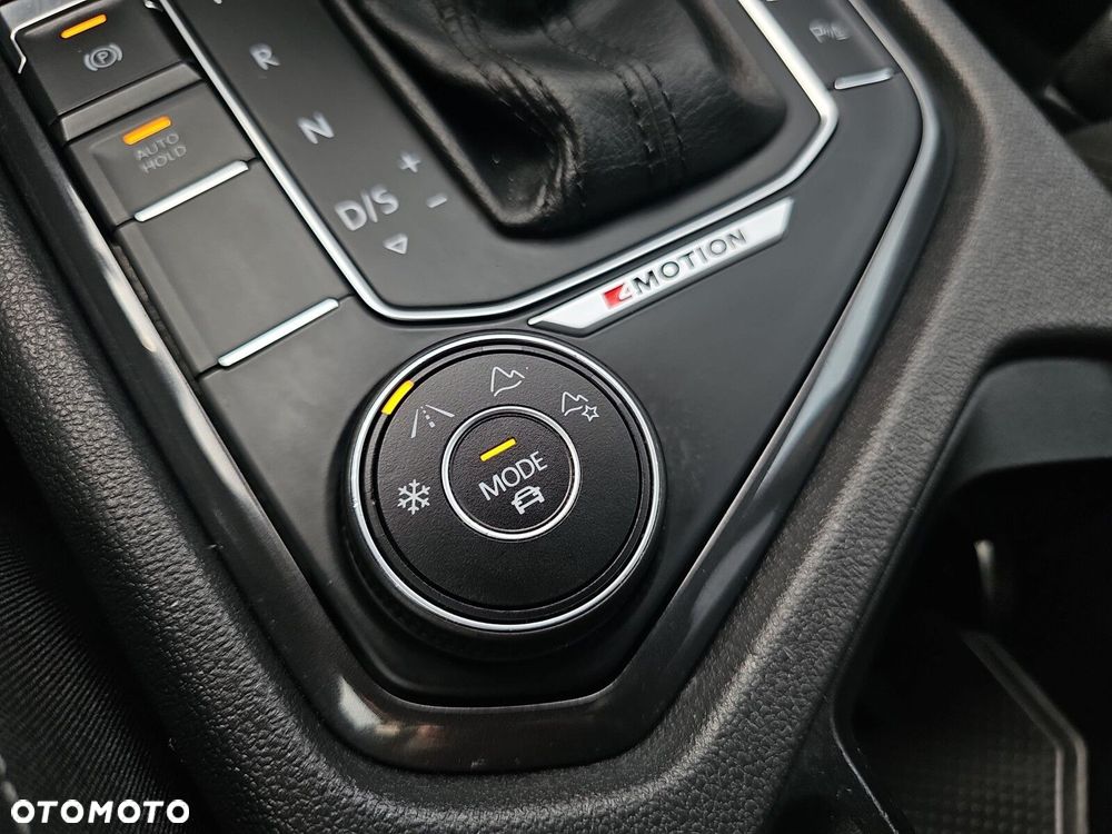 Volkswagen Tiguan Allspace 2.0 TDI 4Mot SCR Comfortline DSG 7os - 27