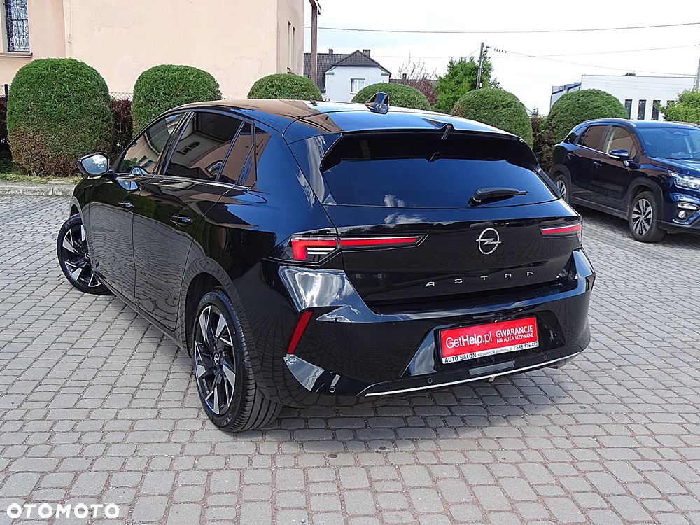 Opel Astra 1.2 Turbo GS - 23