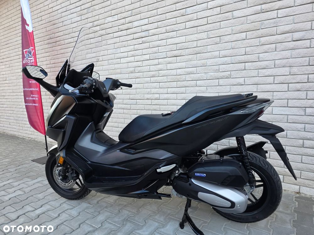Honda NSS - 4