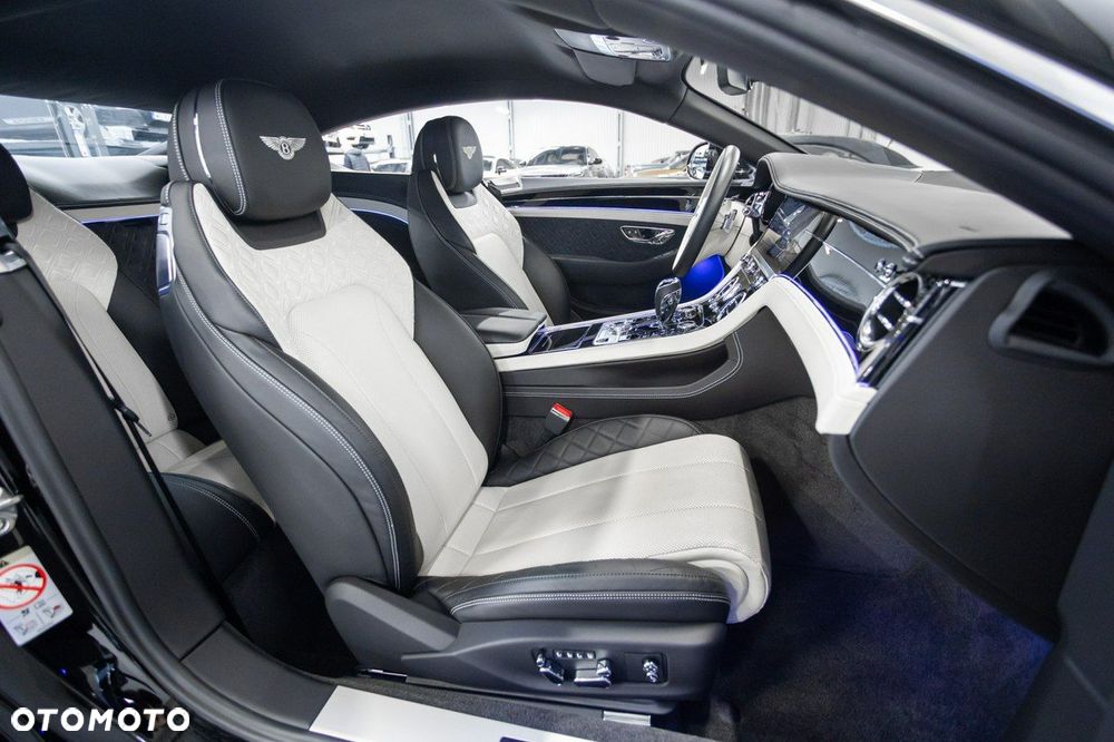 Bentley Continental GT Standard - 24