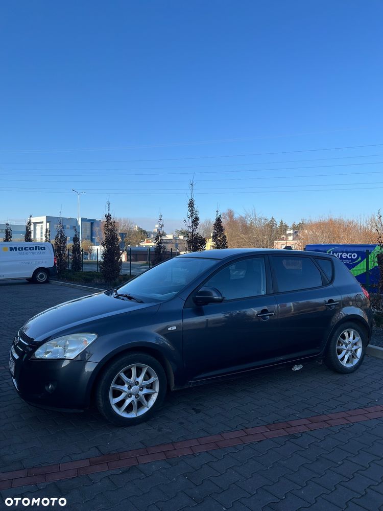 Kia Ceed 1.6 Comfort - 3