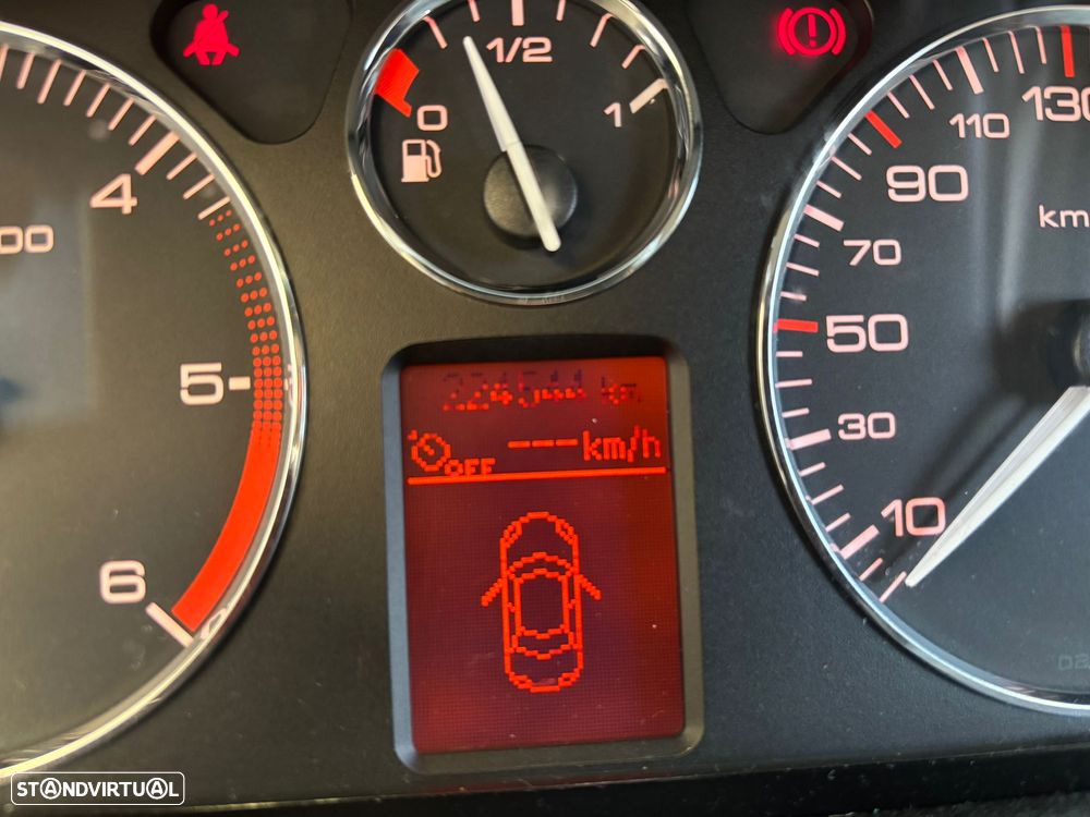 Peugeot 407 1.6 HDi Executive - 13